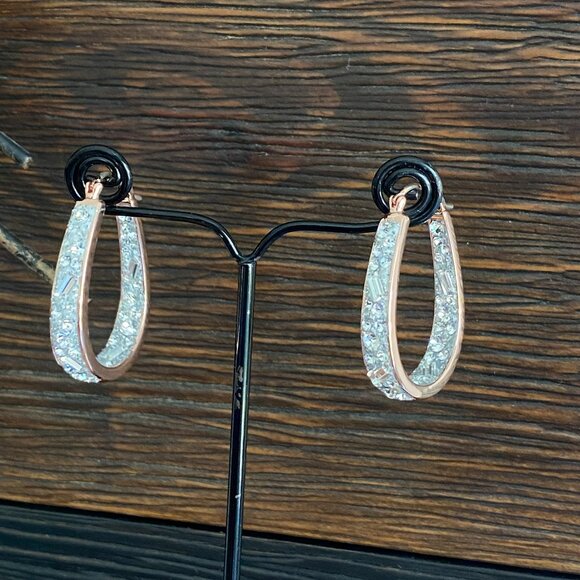 Fifth Avenue Rose Gold Crystal Oval Hoop Earrings NWT - Picture 1 of 8